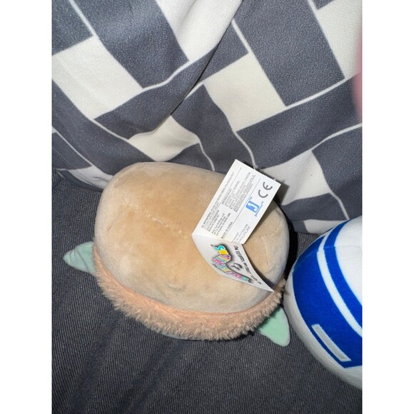 Star Wars Squishmallows Ydoa and R2D2 both 5” - Picture 9 of 10